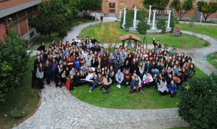 Group of students in Rome
