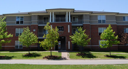 Image of one of the buildings in Founders Wood on the Lisle campus
