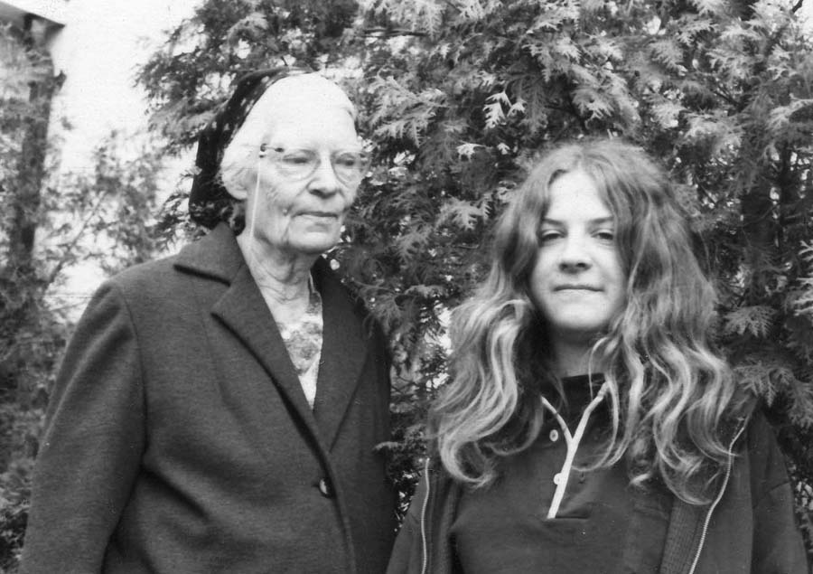 Dorothy-Day-with-granddaughter-Martha-Hennessy-1972