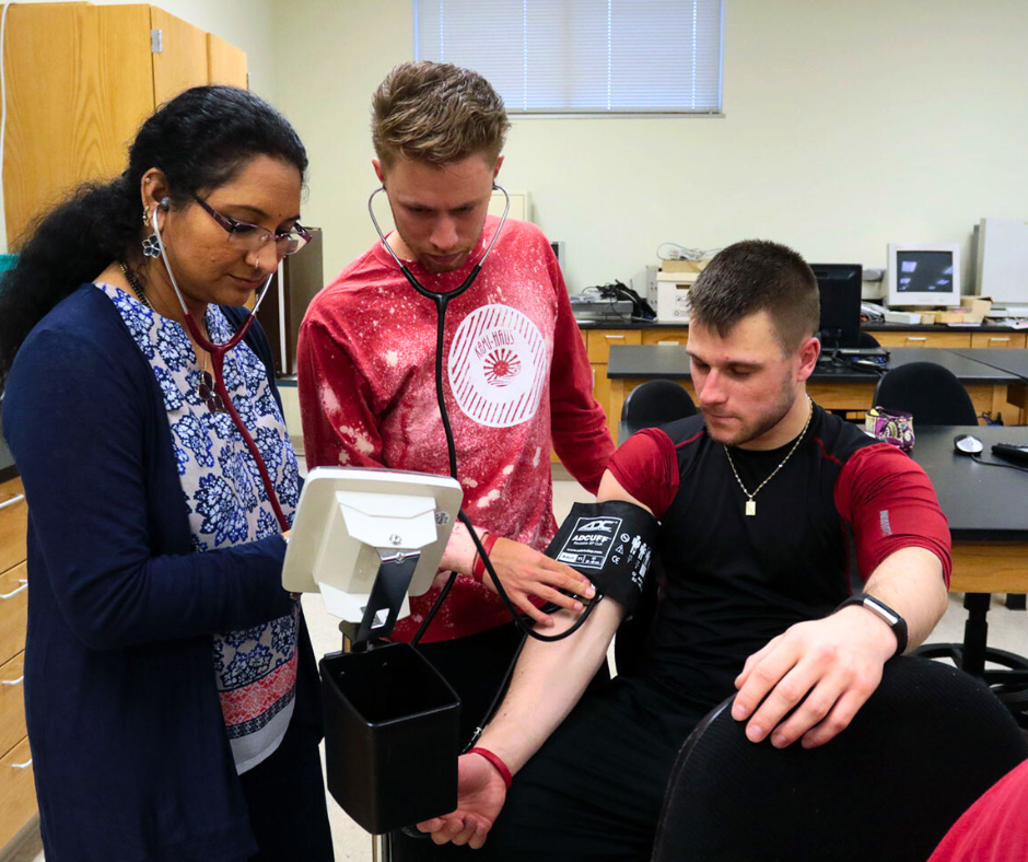 students-taking-blood-pressure