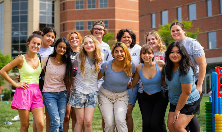 Campus experience, group during Ben Beginngings