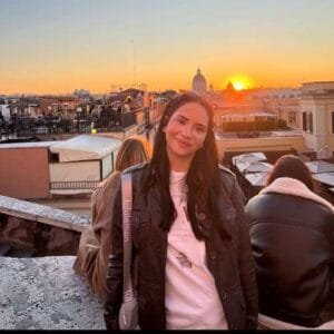 photo of BenU student victoria alvarez
